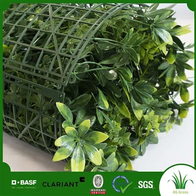 Pystysuoran puutarhan sisällä